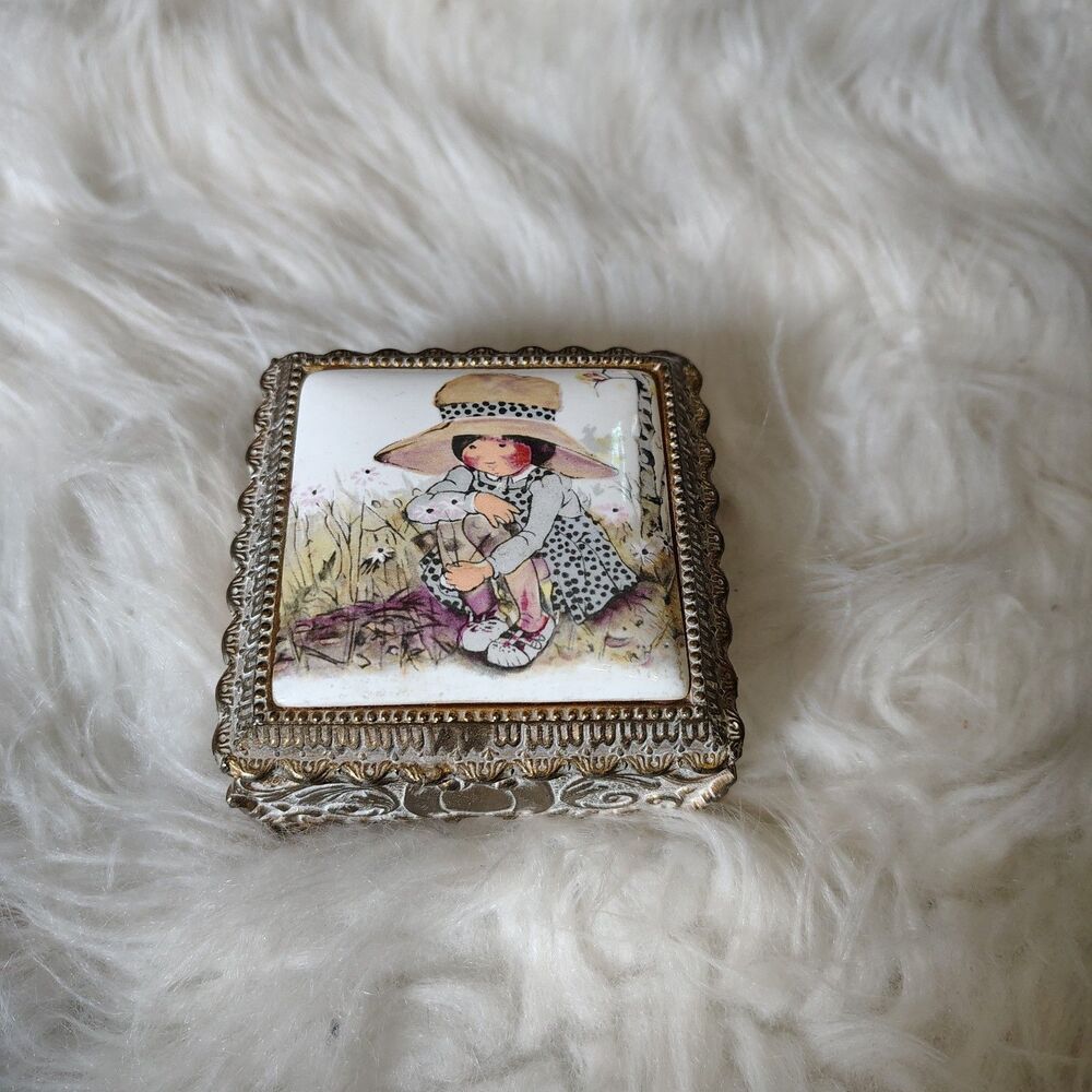 Gold Tone VTG Enamel Hinged Trinket Jewelry Box W Nostalgic Holly Hobbie W Feet
